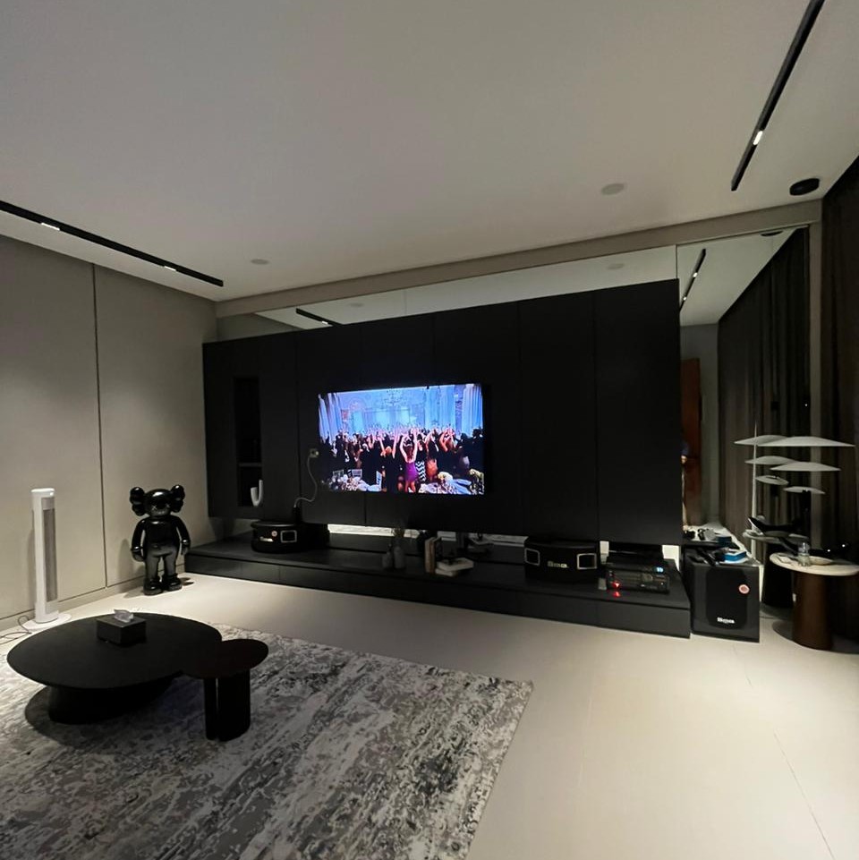 WhatsApp Image 2025-12-23 at 19.36.47 square